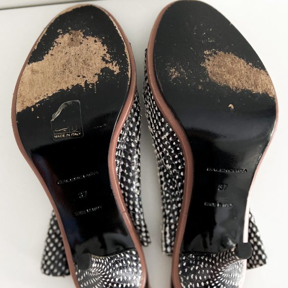 Balenciaga Glove Python Slingback Sandals - Picture 7 of 7